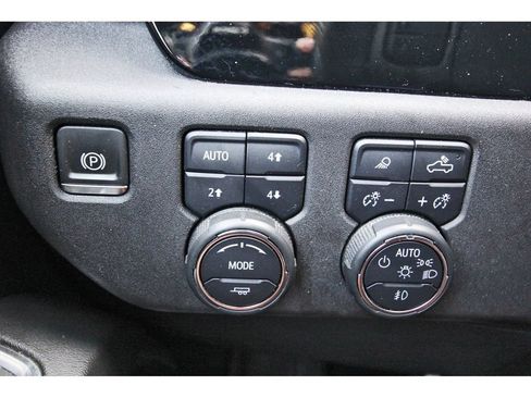Used 2024 Chevrolet Silverado 2500 LTZ w/ LTZ Plus Package AWD/4WD image 23