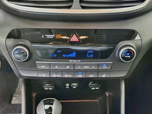 Used 2019 Hyundai Tucson SEL AWD/4WD image 16