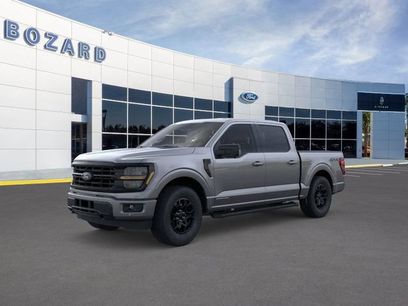 New 2025 Ford F150 XLT w/ Equipment Group 302A MID