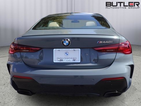 Used 2025 BMW M440i Coupe w/ Parking Assistance Package RWD image 5