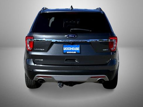 Used 2017 Ford Explorer Limited w/ Equipment Group 303A AWD/4WD image 6