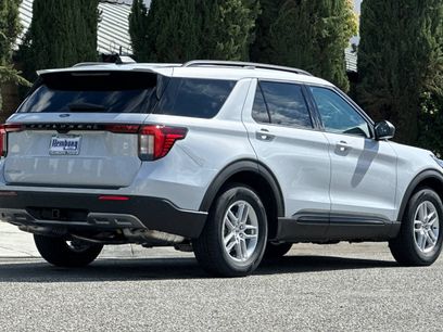 New 2026 Ford Explorer Active w/ Active Comfort Package