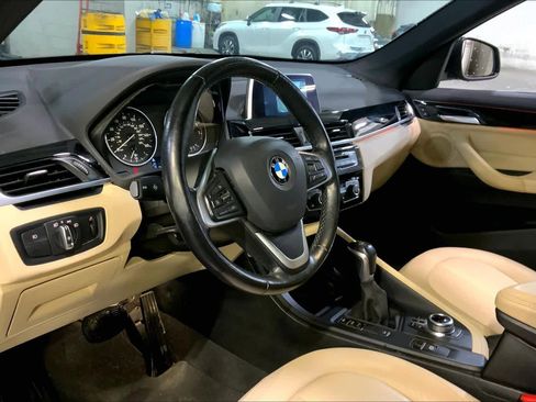 Used 2018 BMW X1 xDrive28i image 17