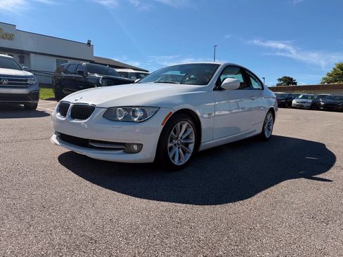 Used 2011 BMW 335i xDrive Coupe w/ Premium Pkg AWD/4WD image 63