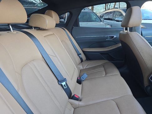 Used 2021 Hyundai Sonata Limited image 31