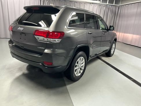 Used 2021 Jeep Grand Cherokee Laredo AWD/4WD image 7