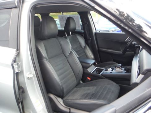 Used 2022 Mitsubishi Outlander SE AWD/4WD image 10