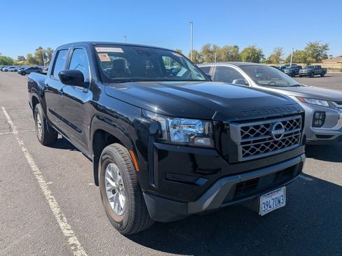 Certified 2024 Nissan Frontier SV image 4