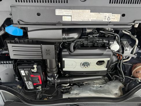 Used 2012 Volkswagen Tiguan S FWD image 27