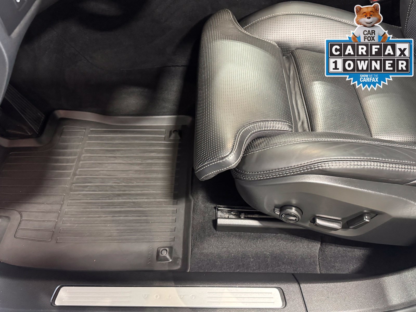 Used 2023 Volvo XC60 B5 Ultimate AWD/4WD image 18