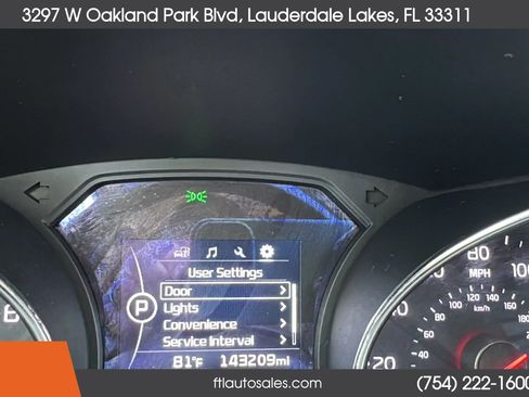 Used 2017 Kia Sedona LX w/ LX Essentials Premium Package FWD image 49