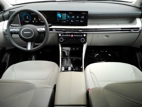 Used 2026 Hyundai Tucson SEL image 3