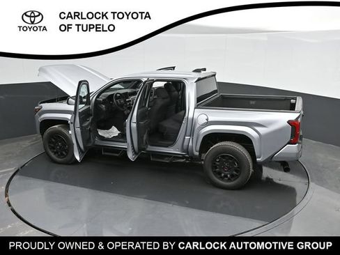 Used 2025 Toyota Tacoma SR5 AWD/4WD image 50