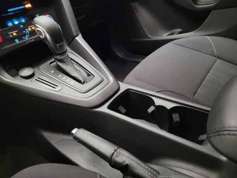 Used 2018 Ford Focus SEL FWD image 26