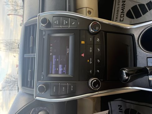 Used 2017 Toyota Camry LE image 14