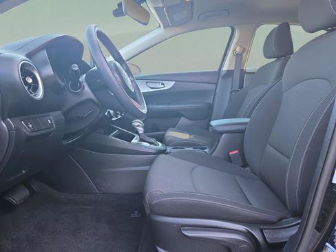 Used 2023 Kia Forte LXS FWD image 23