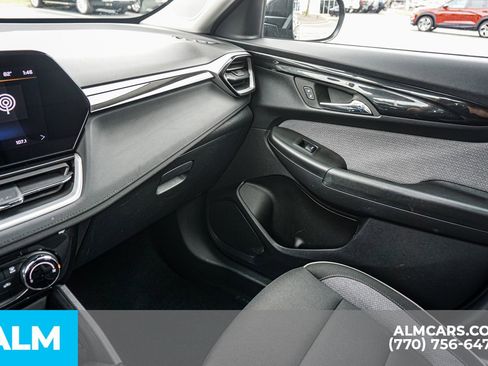 Used 2025 Chevrolet TrailBlazer LT FWD image 45