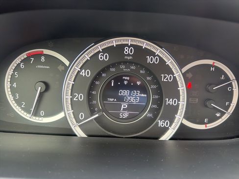 Used 2015 Honda Accord EX-L image 3