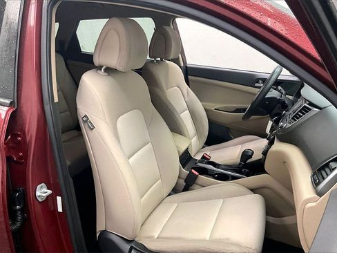 Used 2016 Hyundai Tucson SE w/ Option Group 02 image 6