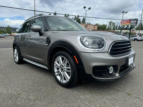 Used 2020 MINI Cooper Countryman FWD image 3