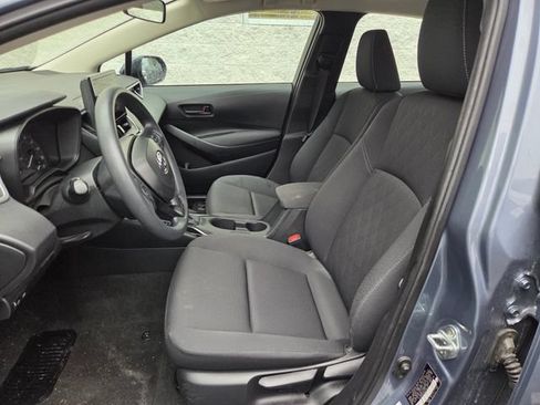 Used 2024 Toyota Corolla LE FWD image 10