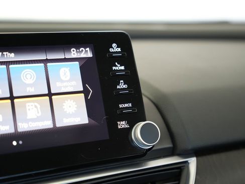 Used 2018 Honda Accord EX-L image 25