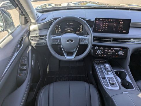 New 2026 INFINITI QX60 Luxe w/ Family Package image 18