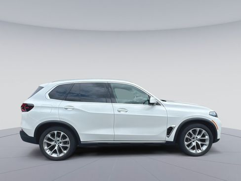 Used 2024 BMW X5 xDrive40i w/ Premium Package AWD/4WD image 34