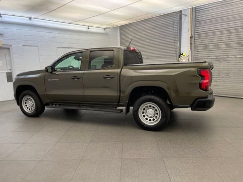 Used 2024 Chevrolet Colorado W/T RWD image 12