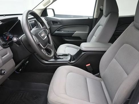 Used 2020 GMC Canyon 2WD Crew Cab w/ Convenience Package image 16