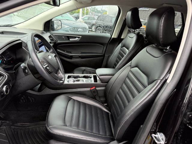 Certified 2024 Ford Edge SEL w/ Convenience Package AWD/4WD image 6