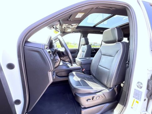 Certified 2023 Chevrolet Tahoe Premier w/ Premium Package 2 AWD/4WD image 10