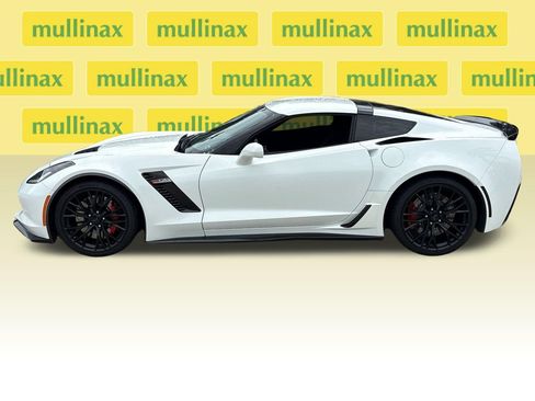 Used 2019 Chevrolet Corvette Z06 RWD image 11