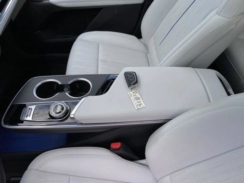 Used 2024 Cadillac Lyriq Luxury AWD/4WD image 25