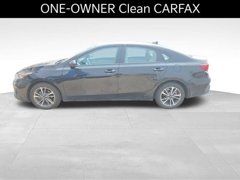Used 2023 Kia Forte LXS FWD image 7