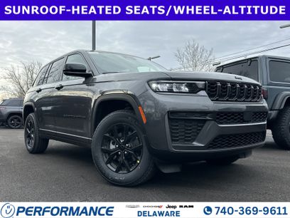 New 2026 Jeep Grand Cherokee Altitude