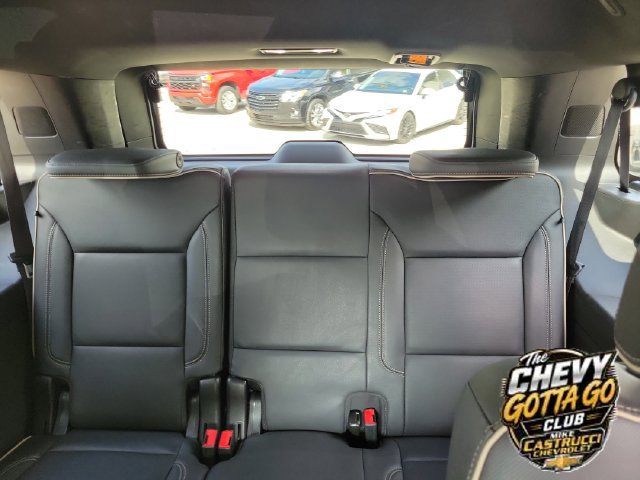 Used 2024 Chevrolet Tahoe Premier AWD/4WD image 22