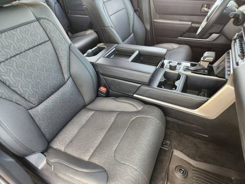 Used 2023 Toyota Tundra Limited AWD/4WD image 10