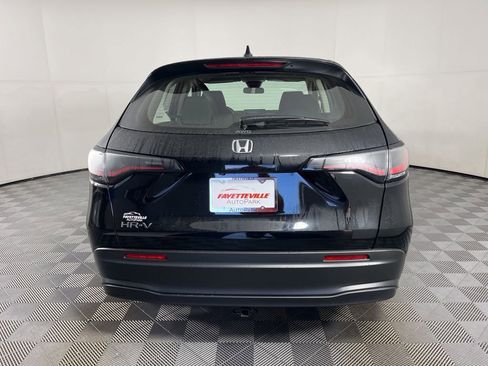 Certified 2024 Honda HR-V LX image 4