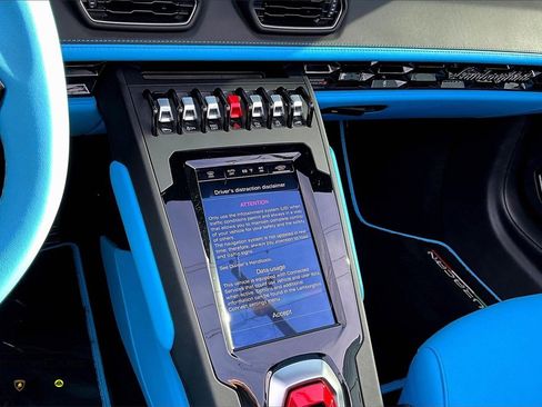 Used 2023 Lamborghini Huracan EVO image 8