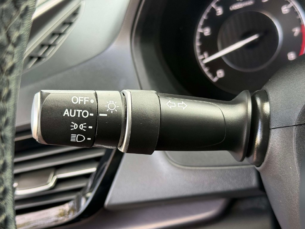 Certified 2025 Acura RDX SH-AWD image 29