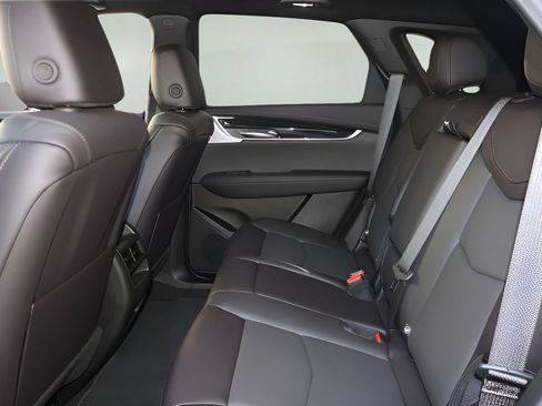 Certified 2026 Cadillac XT5 Premium Luxury FWD image 11