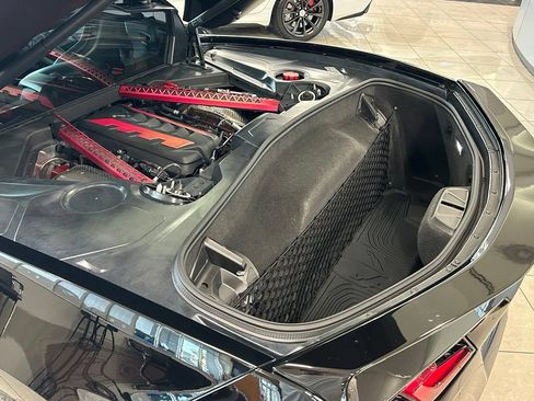 Used 2024 Chevrolet Corvette Stingray Preferred Cpe w/ Stealth Interior Trim Package RWD image 31