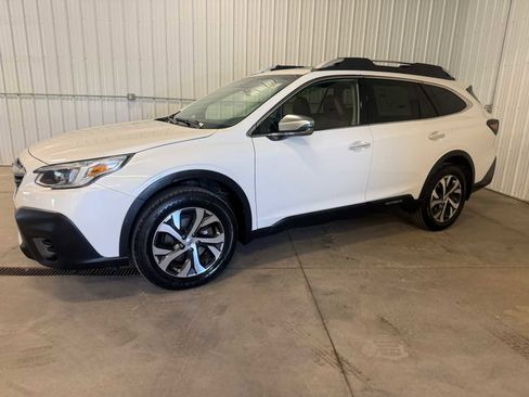 Used 2021 Subaru Outback Touring XT AWD/4WD image 2