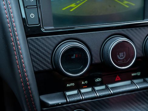 Used 2015 Jaguar F-TYPE R RWD image 14