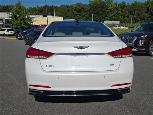 Used 2018 Genesis G80 3.8 w/ Option Group 02 RWD image 4