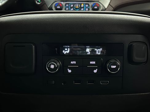 Used 2018 Chevrolet Tahoe Premier image 33