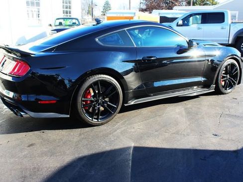 Used 2020 Ford Mustang Shelby GT500 w/ Technology Package image 12