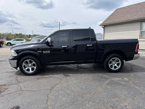 Used 2014 RAM 1500 Laramie w/ Convenience Group AWD/4WD image 2