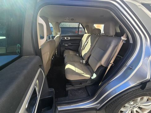 Used 2021 Ford Explorer 2WD image 13